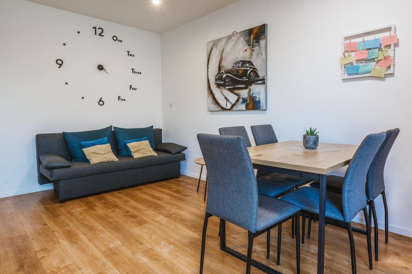 Maple & Pine Bled Apartment Стая снимка